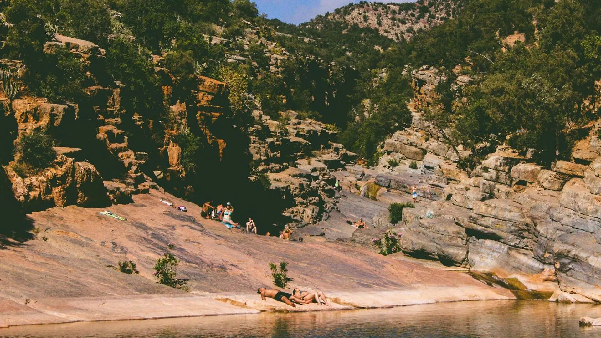 Surf And Hike With Moroccan Break Agadir Daire